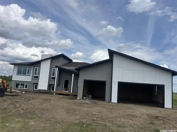 8 Cardinal DRIVE, Dundurn Rm No. 314, SK S7C 0C3