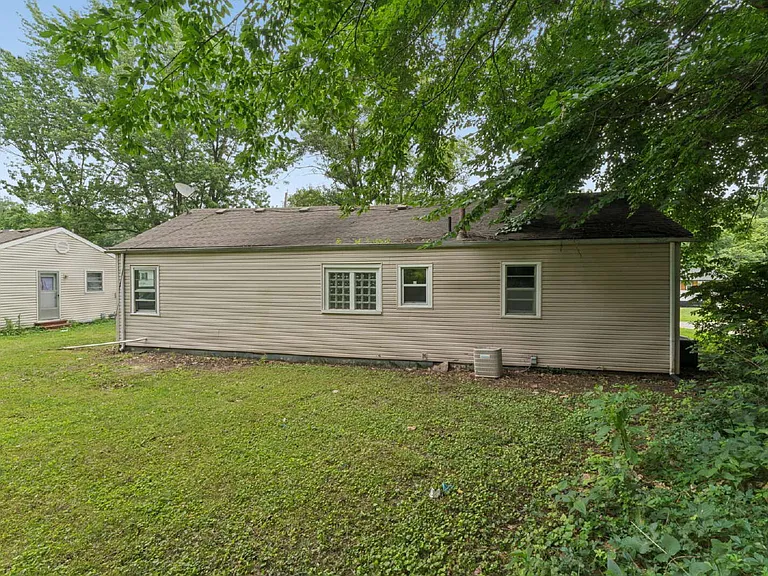 7036 Willow Ave — Photo 29
