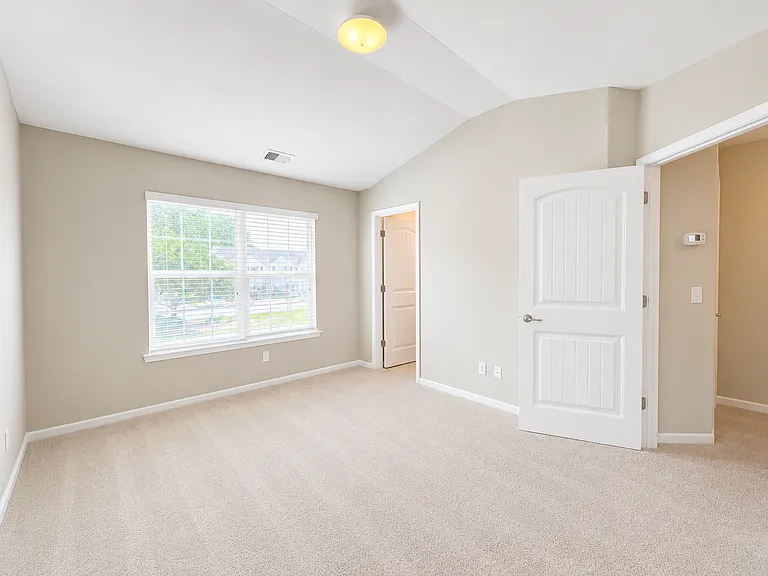 56 Winter Lake Cir — Photo 11