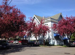 607 NW 18th Ave APT 3, Portland, OR 97209