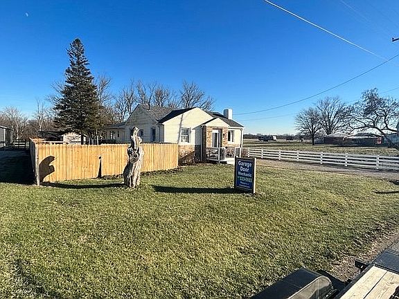 6' tall privacy fence