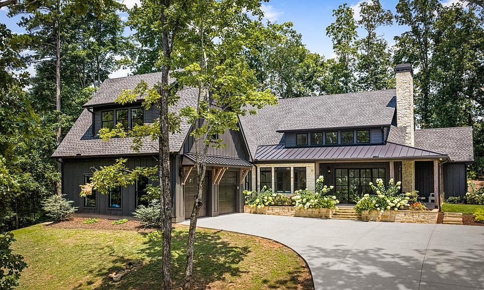 1st image of 470 Old Orchard Rd