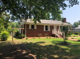202 Hazelwood Dr, Warrenton, NC 27589