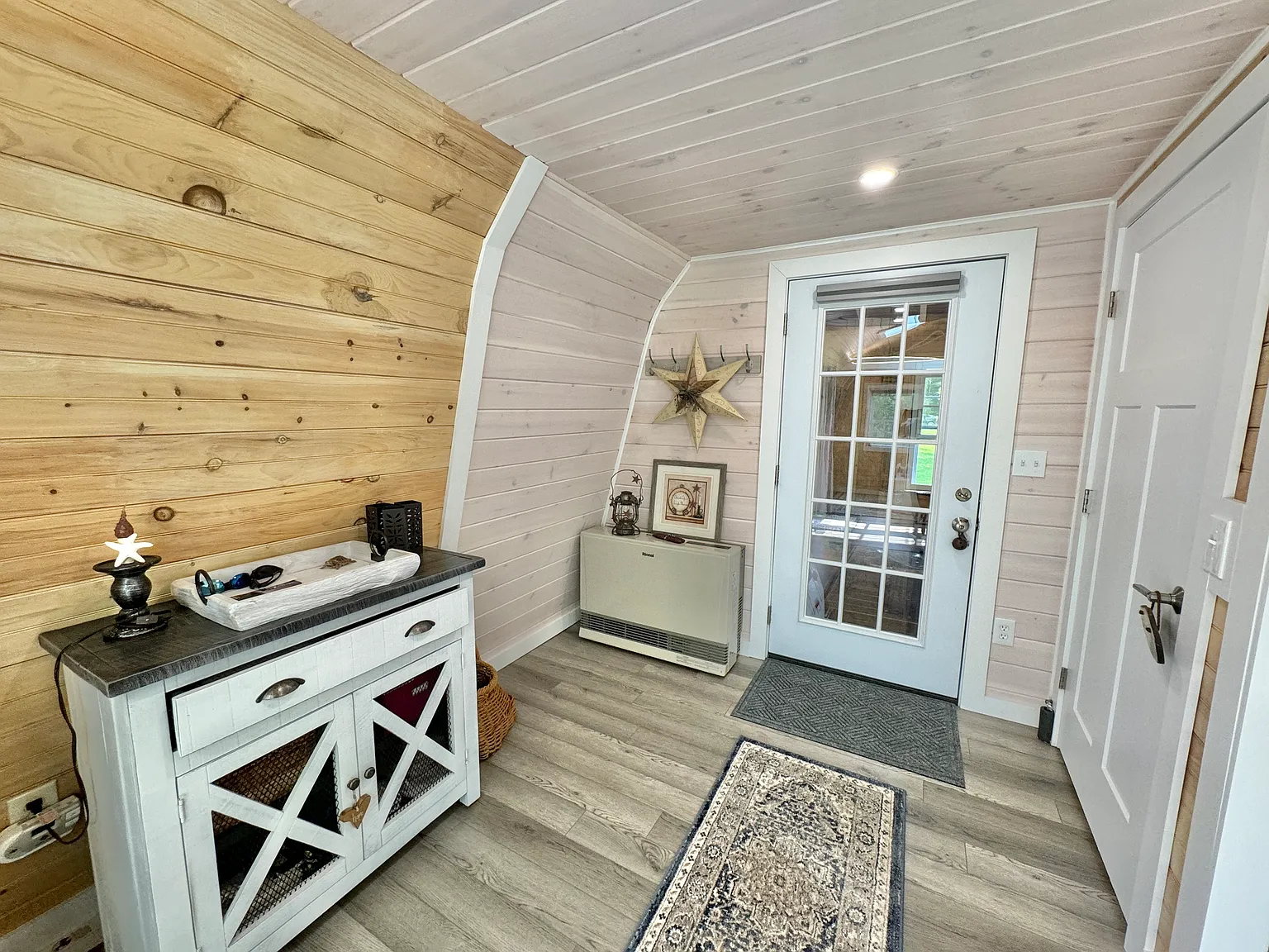 2 bed, $1,250 — Photo 4