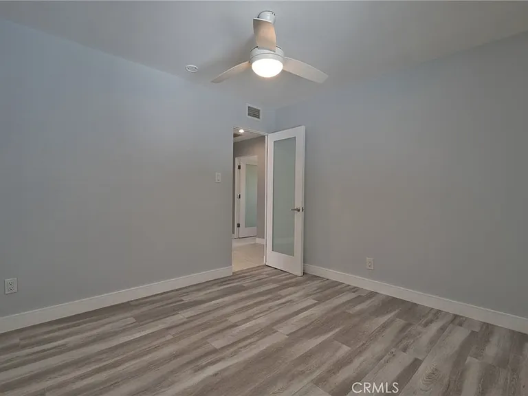 20516 Clark St — Photo 18