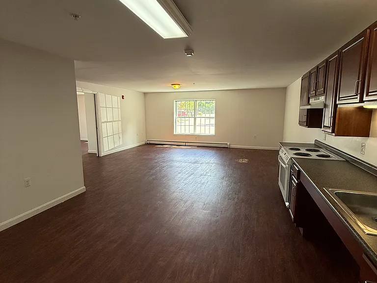 661 Bell St #1 — Photo 1