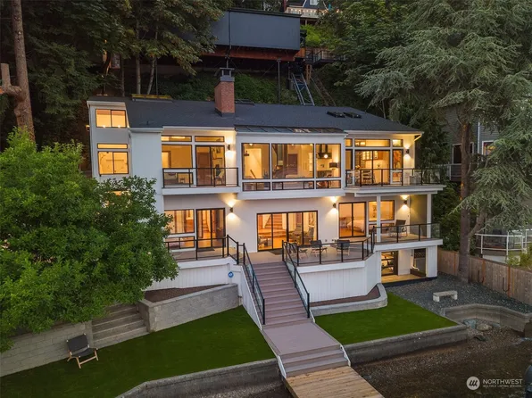 1830 W Lake Sammamish Parkway NE, Bellevue, WA 98008