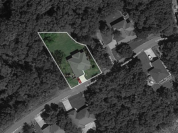 2nd image of 52 Clevelys Ln