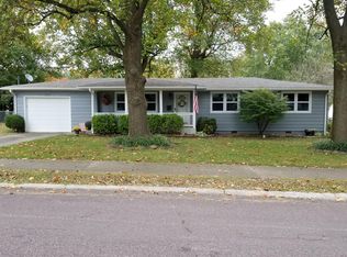 1205 6th St, Monett, MO 65708