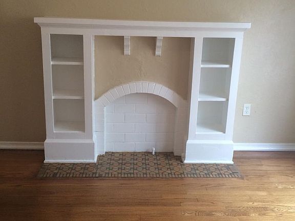 3rd image of 500 NW 21st St APT 7