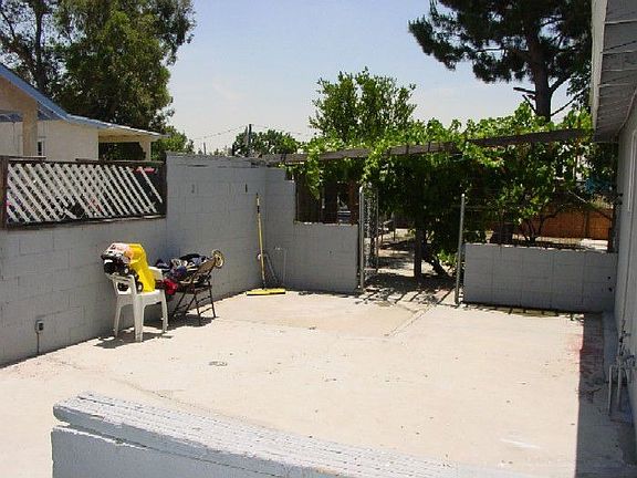 Nice Cemented Courtyard off of Kitchen