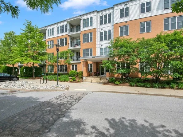 410 Farrell Street #215, South Burlington, VT 05403