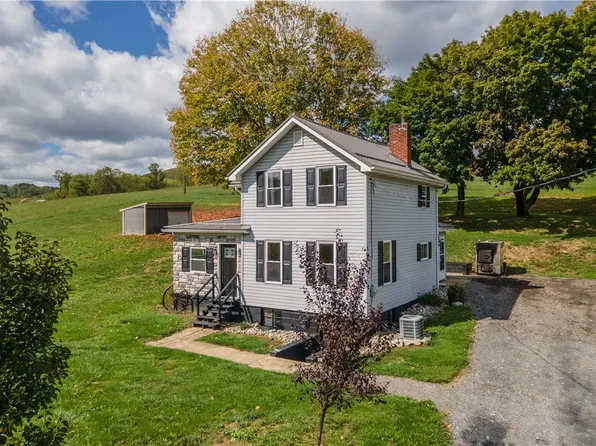 1058 Wilson Rd, Washington, PA 15301