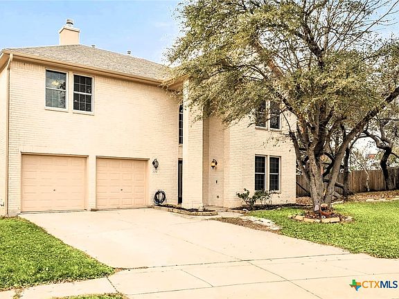 2nd image of 2854 Lakehills St