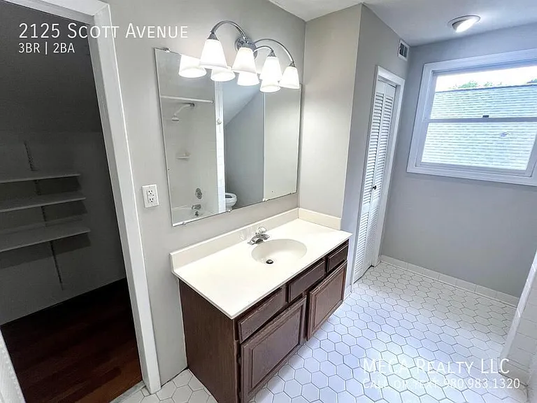 2125 Scott Ave — Photo 20
