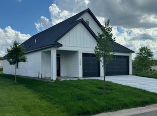 1054 109th Ct NE, Blaine, MN 55434