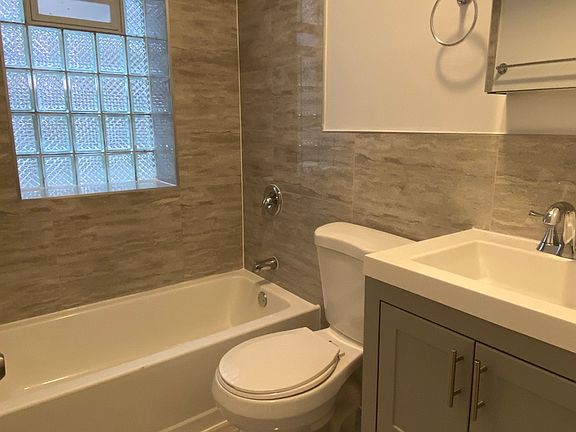5th image of 3110 N Milwaukee Ave APT 2H