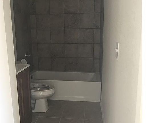 4th image of 6262 Patria St