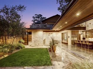 910 Rutland St, Houston, TX 77008