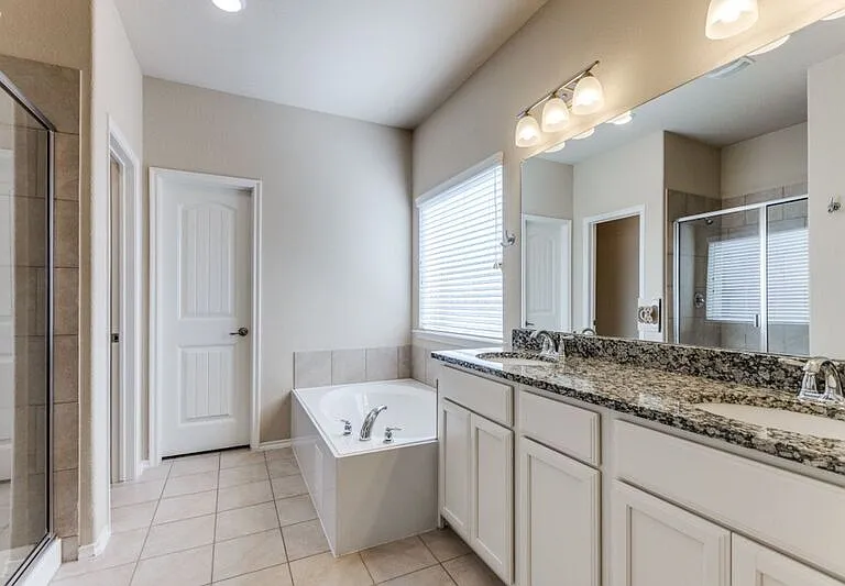 9905 Beaver Dam Ln — Photo 10
