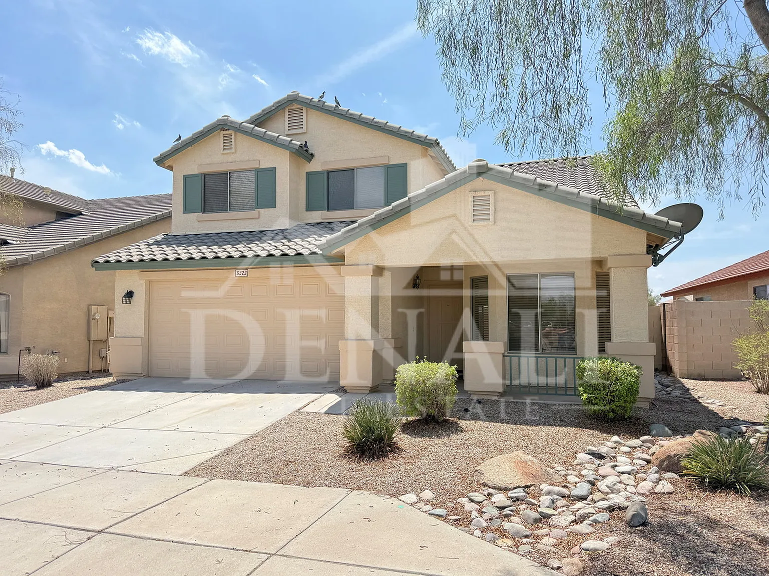 4 bed, 2.5 bath, 2038 sqft, $1,995 — Photo 2