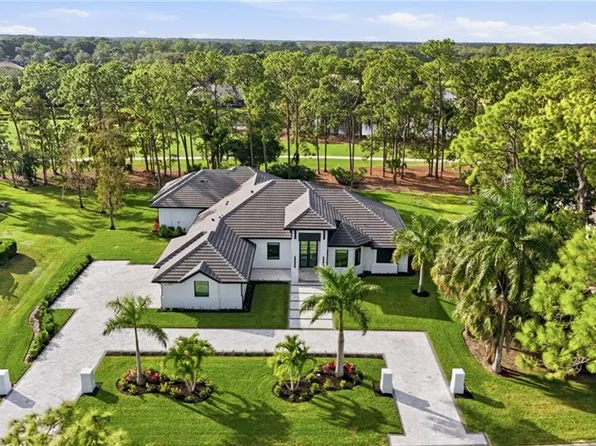 13455 Pond Apple DR E, NAPLES, FL 34119