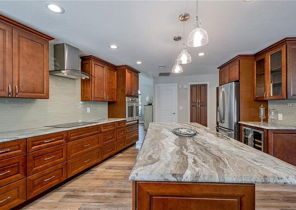 MarKです。 14404 Mark Dr, Largo, FL 33774 | Zillow
