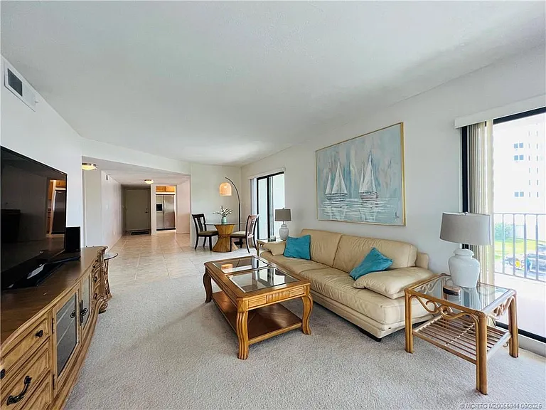 10044 S Ocean Dr #308 — Photo 32