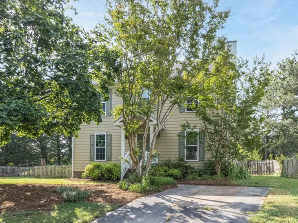 12 Rattan Bay Ct, Durham, NC 27713