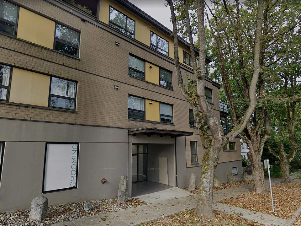 1st image of 997 W 22nd Ave #302