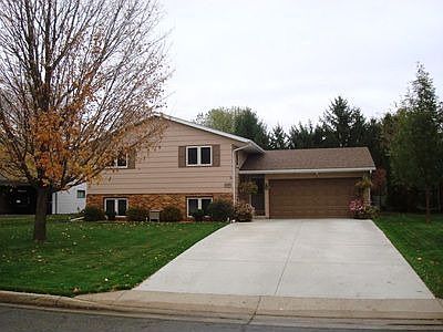 1st image of 3009 15th St N