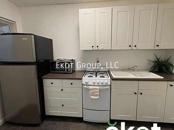 3rd image of 766 E 100 S