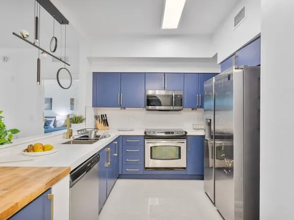 804 E Windward Way, Lantana, FL