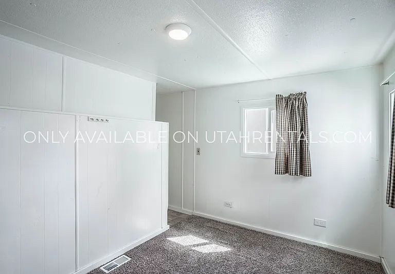 440 W Main St #5 — Photo 11