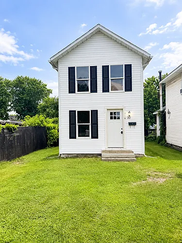 718 Rice St Photo 1