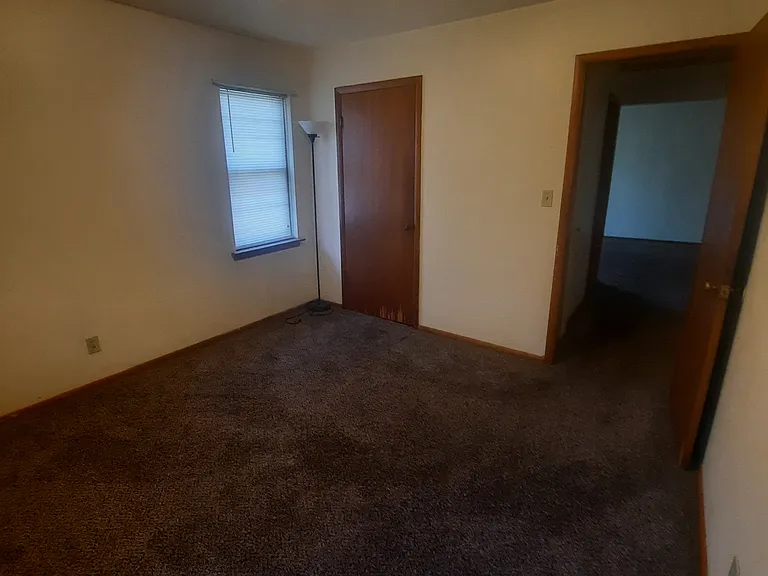 501 E Crawford St #9 — Photo 4