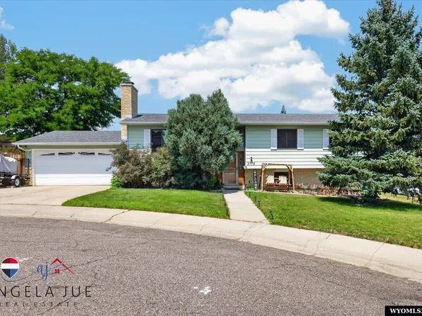 3710 Arroyo Dr, Casper, WY 82604
