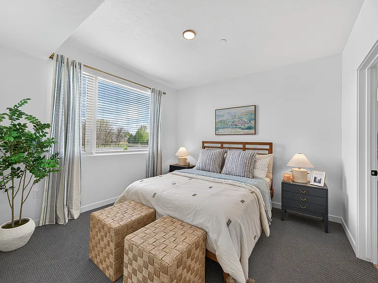 Village Apartments — Photo 39