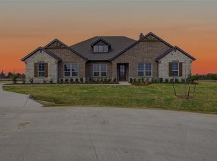 1005 Webb Ct, Van Alstyne, TX 75495