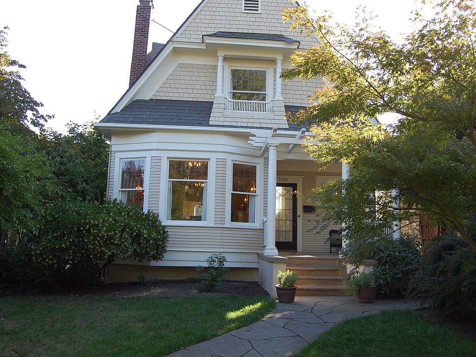 2nd image of 1150 18th Ave E