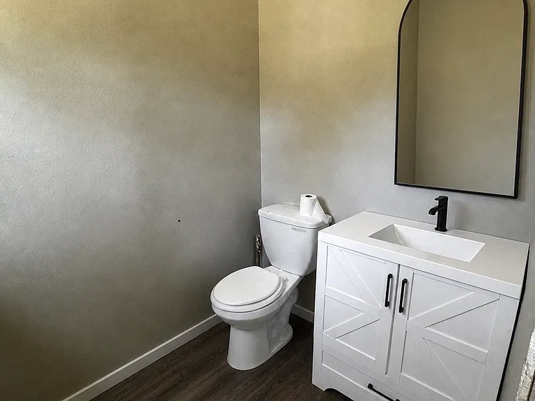 2423 S Chatfield Rd — Photo 15