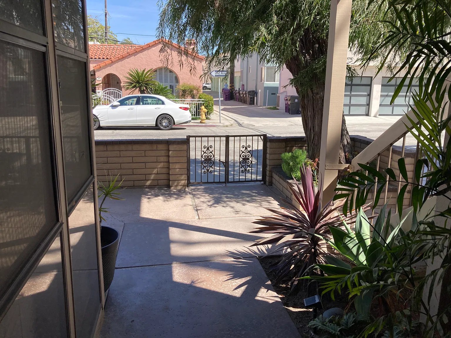 1 bed, $2,700 — Photo 2
