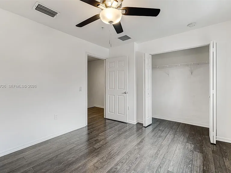 8900 NE 8th Ave #1107 — Photo 25