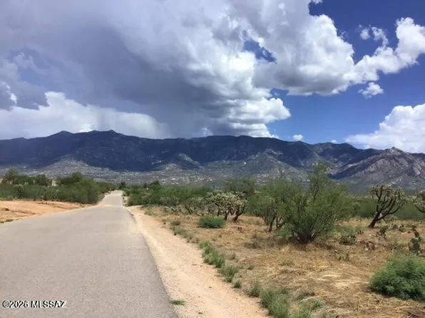 3515 E Rollins Rd, Tucson, AZ 85739