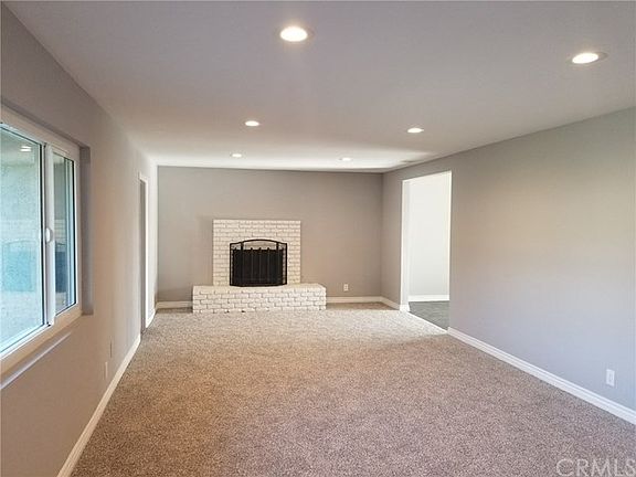 5th image of 3957 Avon St