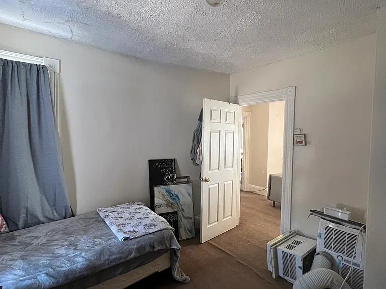 284 Lowell St #2 — Photo 5