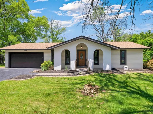 5253 Pitcher Dr, House Springs, MO 63051