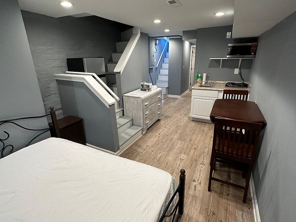 1st image of 410 E Gittings St #B