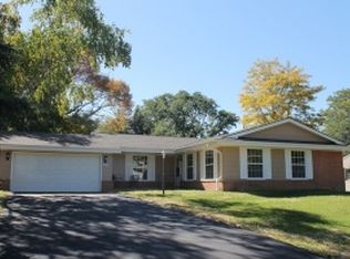 13635 W Old Oak Ln, New Berlin, WI 53151