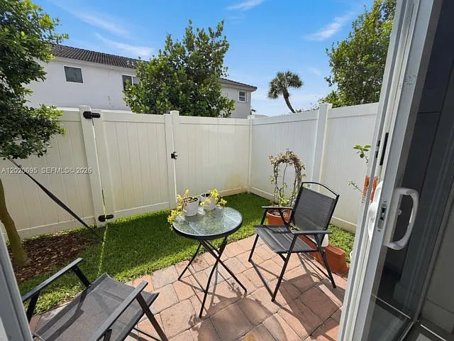 217 SW 170th Ave — Photo 9